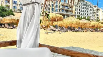 Onyx Beach Residence