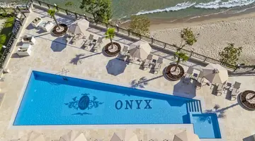 ONYX BEACH RESIDENCE