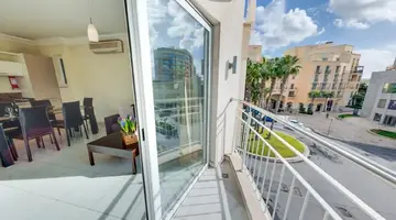Onyx Hotel