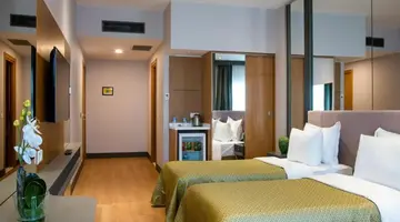 ORAN HOTEL