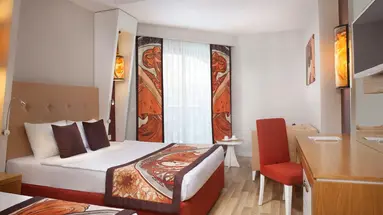 ORANGE PALACE & SPA