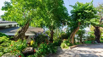 ORIENTAL PEARL BEACH RESORT (HOANG NGOC BEACH RESORT)