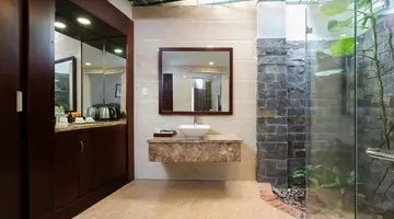ORIENTAL PEARL BEACH RESORT (HOANG NGOC BEACH RESORT)