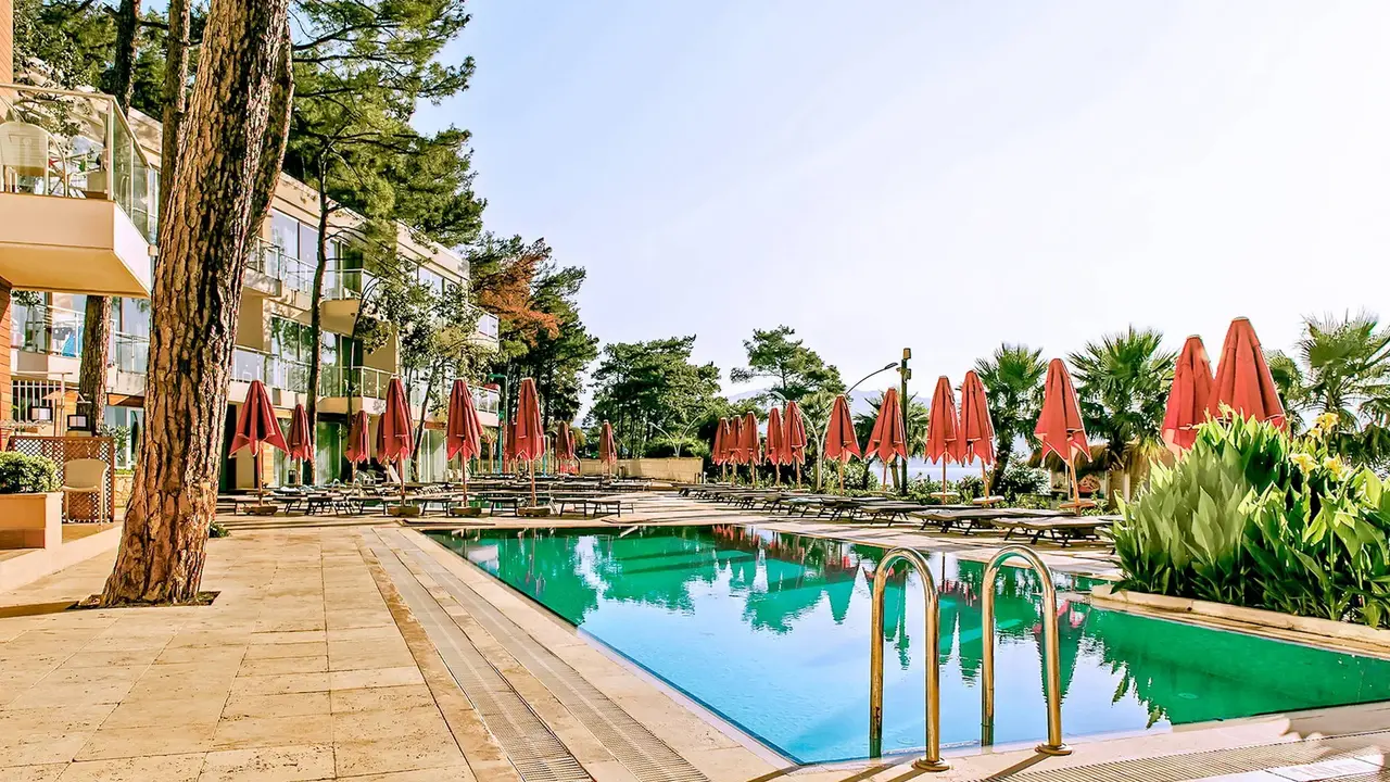 Orka Lotus Beach Hotel