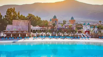 ORKA SUNLIFE RESORT AQUAPARK