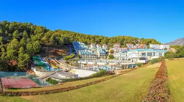 ORKA SUNLIFE RESORT AQUAPARK