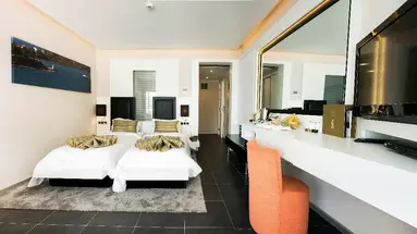 ORKA SUNLIFE RESORT AQUAPARK