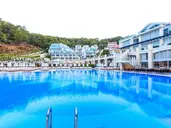 ORKA SUNLIFE RESORT AQUAPARK