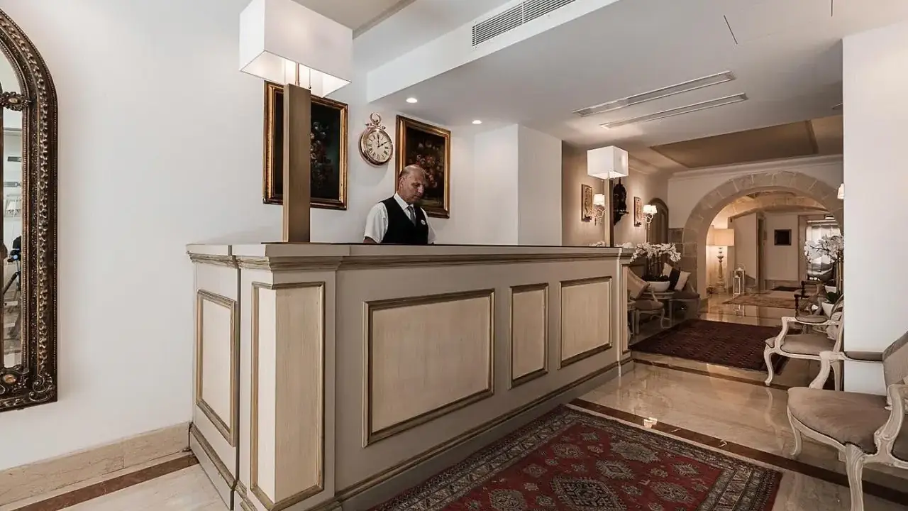 OSBORNE HOTEL