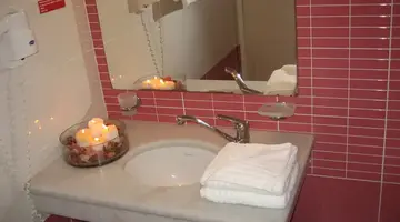Oscar Hotel