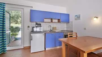 OSRODEK NATURYSTYCZNY KOVERSADA - APARTAMENTY****