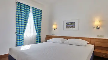 OSRODEK NATURYSTYCZNY KOVERSADA - APARTAMENTY****
