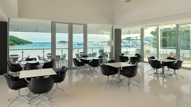 OŚRODEK TURYSTYCZNY BELVEDERE - APARTAMENTY****