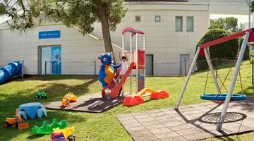 OŚRODEK TURYSTYCZNY BELVEDERE - APARTAMENTY****