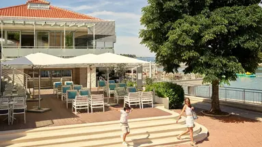 OŚRODEK TURYSTYCZNY BELVEDERE - APARTAMENTY****