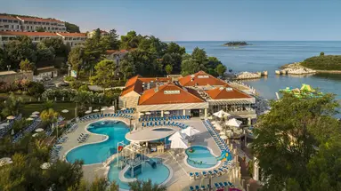 OŚRODEK TURYSTYCZNY BELVEDERE - APARTAMENTY****