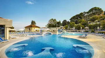 OŚRODEK TURYSTYCZNY BELVEDERE - APARTAMENTY****