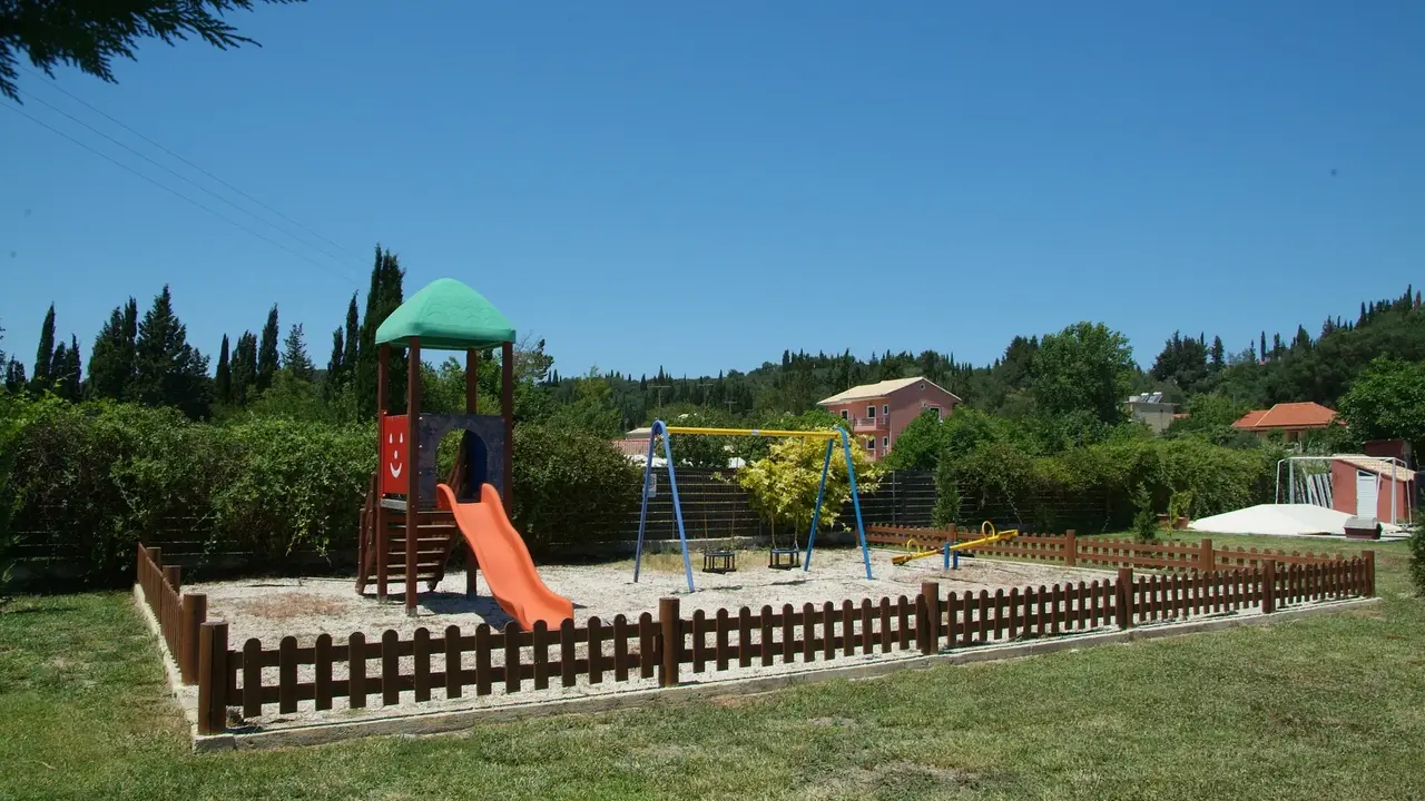 Ostria Apartments Sidari