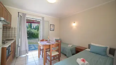 Ostria Apartments Sidari