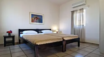 Ourania Apartments