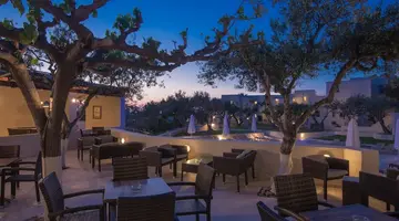 Ourania Apartments