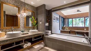 OUTRIGGER KHAO LAK BEACH RESORT (ex. MANATHAI KHAO LAK)