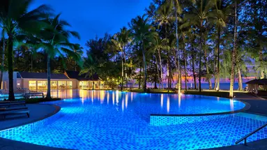 OUTRIGGER KHAO LAK BEACH RESORT (ex. MANATHAI KHAO LAK)