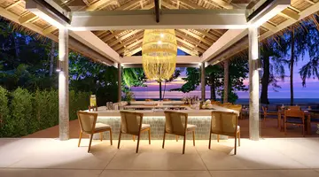 OUTRIGGER KHAO LAK BEACH RESORT (ex. MANATHAI KHAO LAK)