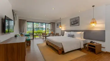 OUTRIGGER KHAO LAK BEACH RESORT (ex. MANATHAI KHAO LAK)
