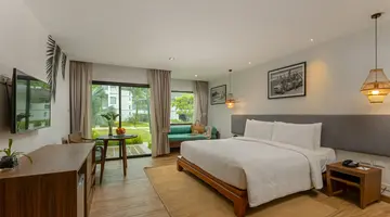 OUTRIGGER KHAO LAK BEACH RESORT (ex. MANATHAI KHAO LAK)