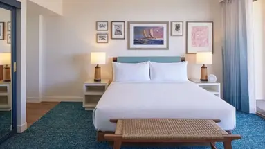OUTRIGGER Reef Waikiki Beach Resort