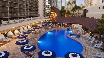 OUTRIGGER Reef Waikiki Beach Resort
