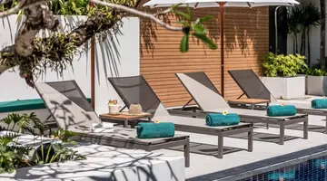 OUTRIGGER SURIN BEACH RESORT (ex. MANATHAI SURIN PHUKET)
