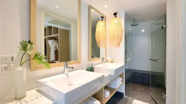 OUTRIGGER SURIN BEACH RESORT (ex. MANATHAI SURIN PHUKET)