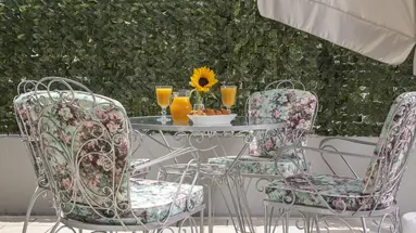 OUZAS HOTEL