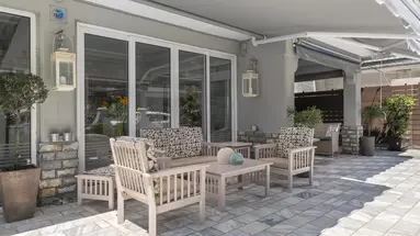 OUZAS HOTEL