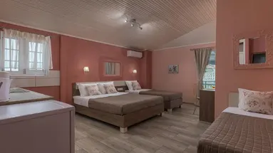 OUZAS HOTEL