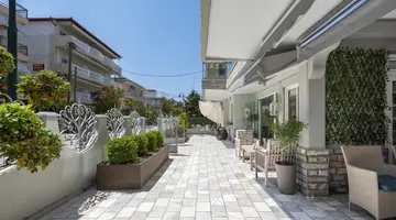 OUZAS HOTEL
