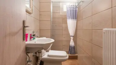 Ouzas Hotel