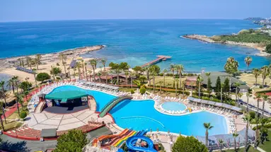 Oz Hotels Incekum Beach Resort