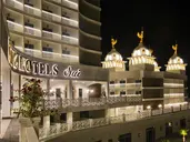 Oz Hotels Sui