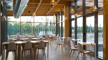 Ozadi Tavira Hotel