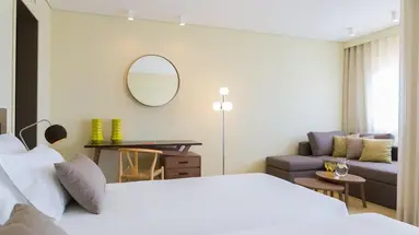 Ozadi Tavira Hotel