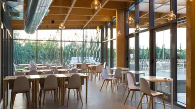 Ozadi Tavira Hotel