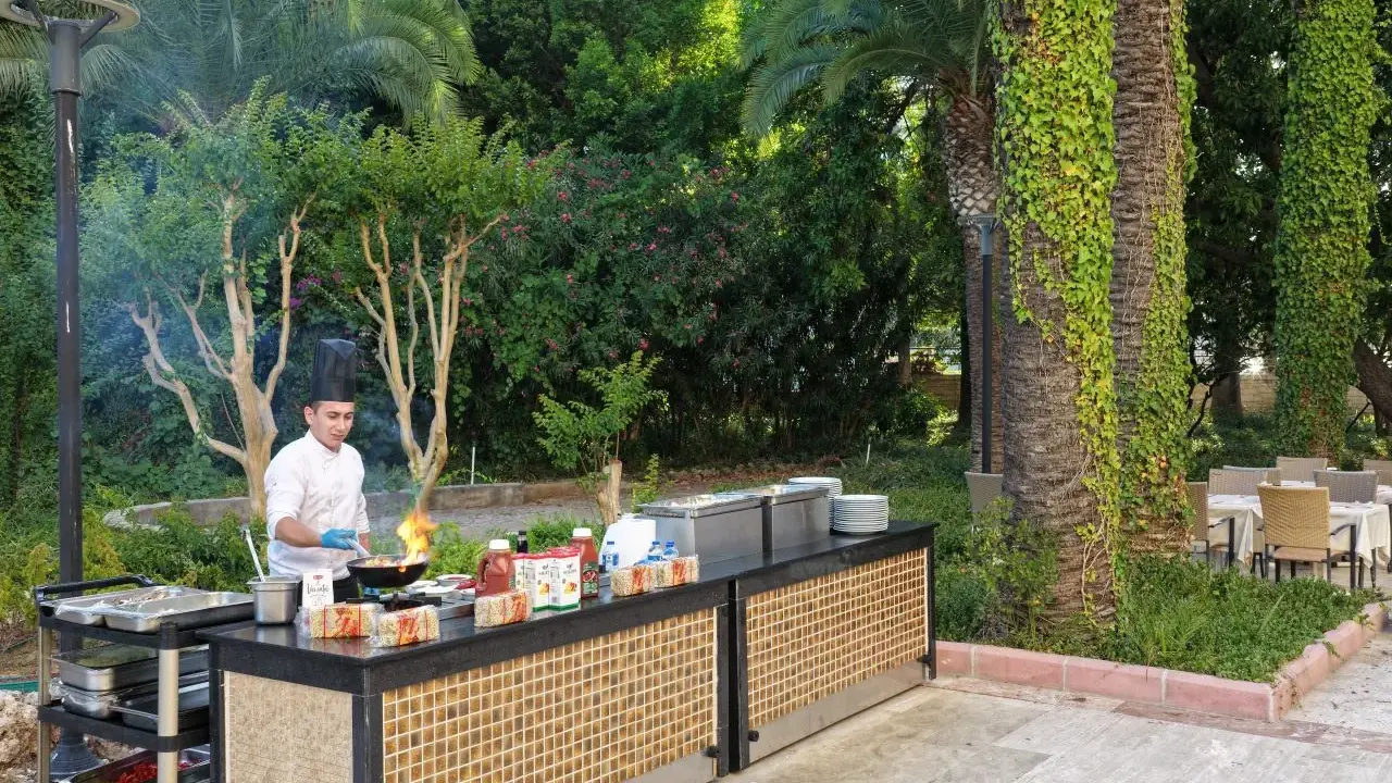 Ozkaymak Falez Hotel