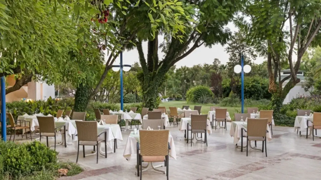 Ozkaymak Falez Hotel