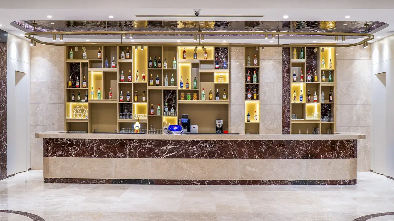 Ozkaymak Marina Hotel