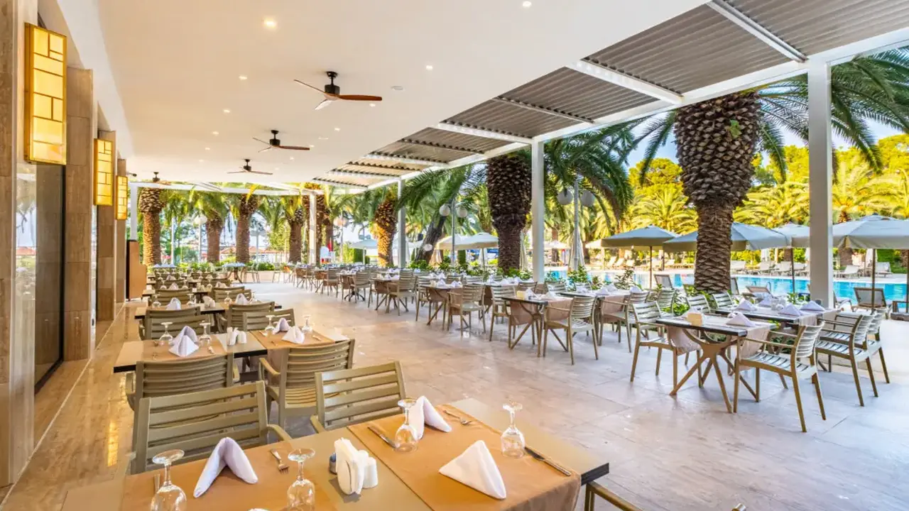Ozkaymak Marina Hotel