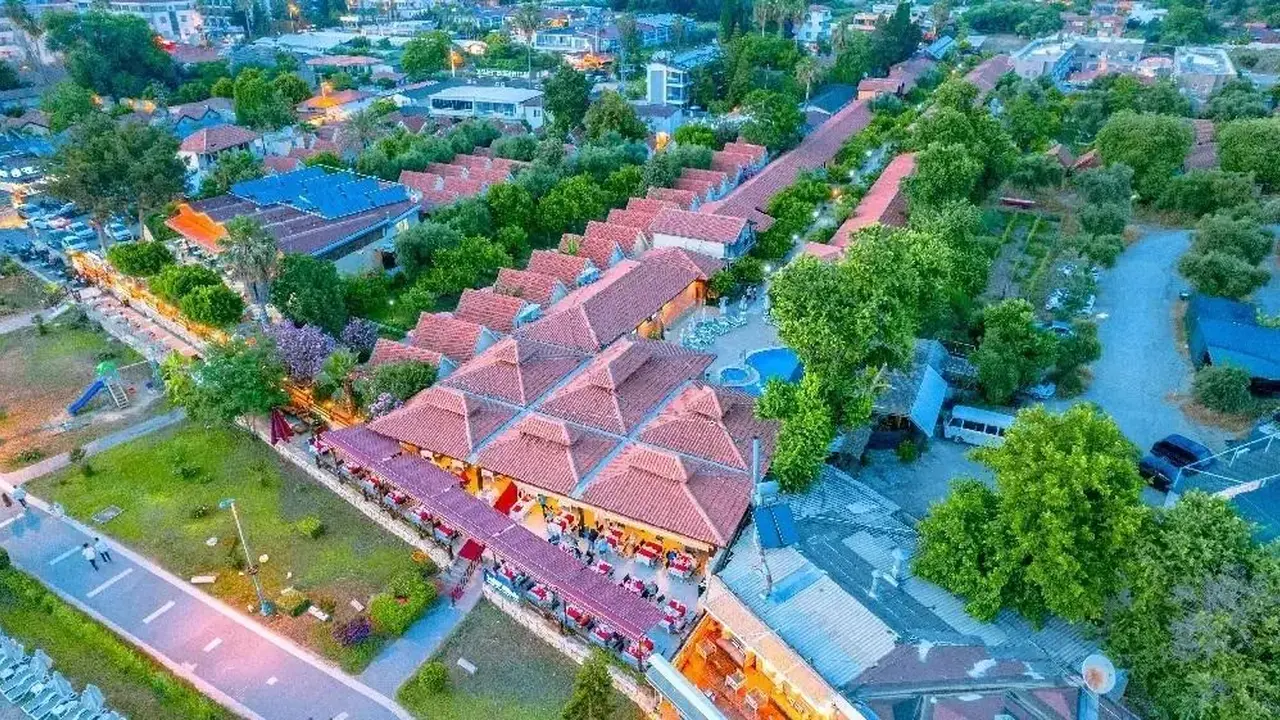 OZLEM GARDEN