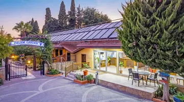OZLEM GARDEN